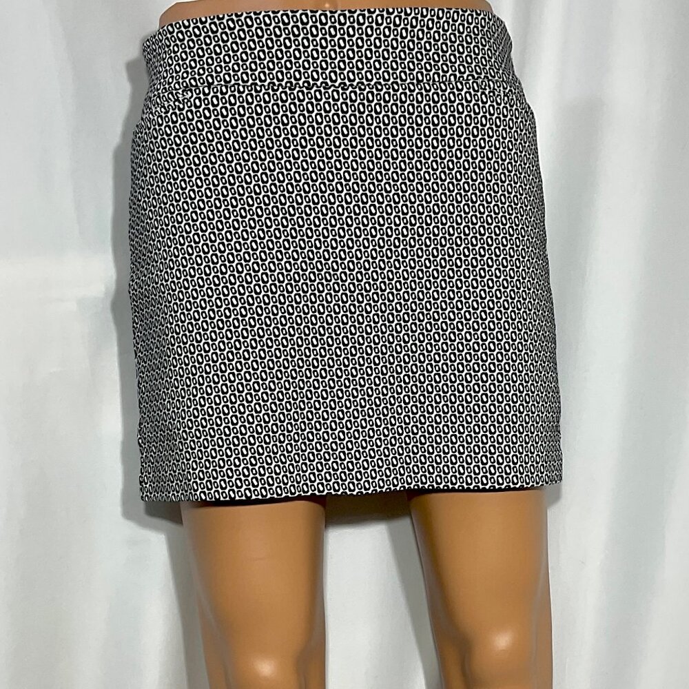 Attyre Size 14 Black & White Skort Womens Pickleball Tennis Golf